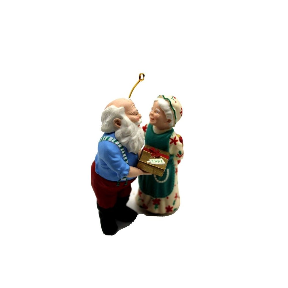 Holiday Hallmark Keepsake 1992 Christmas Ornament Gift Exchange Mr & Mrs Clause